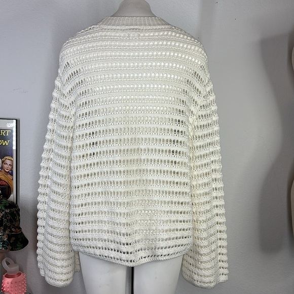 H&M Openwork Round Neck Dropped Shoulder crochet look Knit Top size M - Picture 6 of 9